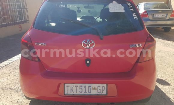 Acheter Occasion Voiture Toyota Yaris Rouge à Beitbridge, Matabeleland South Acheter Occasion Voiture Toyota Yaris Rouge à Beitbridge, Matabeleland South