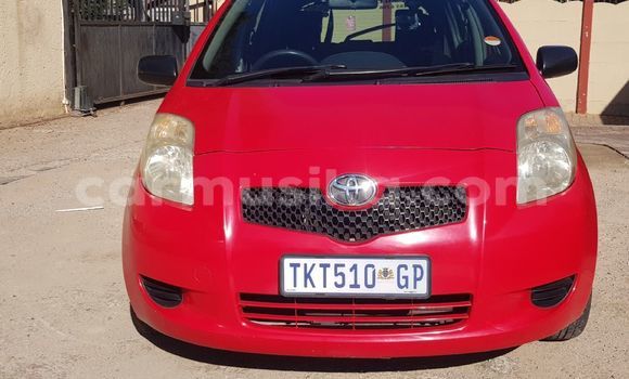 Acheter Occasion Voiture Toyota Yaris Rouge à Beitbridge, Matabeleland South Acheter Occasion Voiture Toyota Yaris Rouge à Beitbridge, Matabeleland South