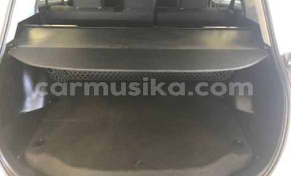 Acheter Occasion Voiture Toyota RAV4 Blanc à Beitbridge, Matabeleland South Acheter Occasion Voiture Toyota RAV4 Blanc à Beitbridge, Matabeleland South