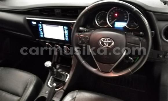 Acheter Occasion Voiture Toyota Corolla Blanc à Beitbridge, Matabeleland South Acheter Occasion Voiture Toyota Corolla Blanc à Beitbridge, Matabeleland South