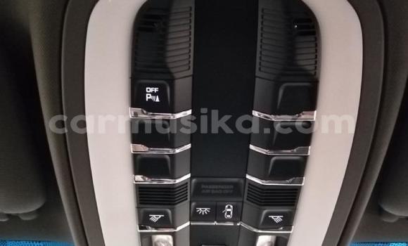 Acheter Occasion Voiture Porsche 718 Cayman Blanc à Beitbridge, Matabeleland South Acheter Occasion Voiture Porsche 718 Cayman Blanc à Beitbridge, Matabeleland South