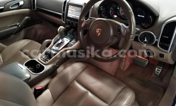 Acheter Occasion Voiture Porsche 718 Cayman Blanc à Beitbridge, Matabeleland South Acheter Occasion Voiture Porsche 718 Cayman Blanc à Beitbridge, Matabeleland South