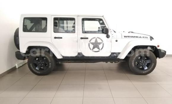 Buy Used Jeep Commander White Car in Beitbridge in Matabeleland South