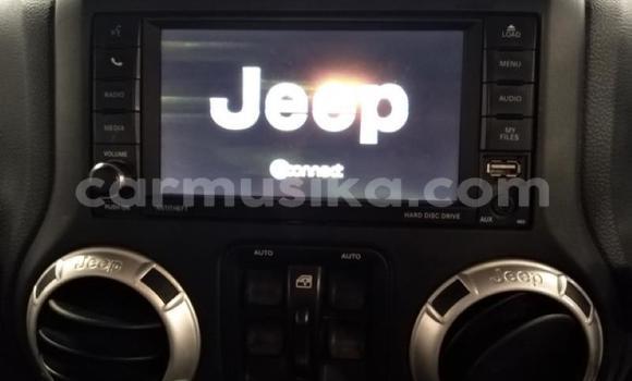 Acheter Occasion Voiture Jeep Commander Blanc à Beitbridge, Matabeleland South Acheter Occasion Voiture Jeep Commander Blanc à Beitbridge, Matabeleland South