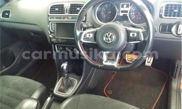 Tenga Tsaru Volkswagen Polo Tsvuku Mota in Avondale in Harare Tenga Tsaru Volkswagen Polo Tsvuku Mota in Avondale in Harare