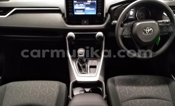 Nunua Ilio tumika Toyota RAV4 Nyeupe Gari ndani ya Beitbridge nchini Matabeleland Kusini Nunua Ilio tumika Toyota RAV4 Nyeupe Gari ndani ya Beitbridge nchini Matabeleland Kusini