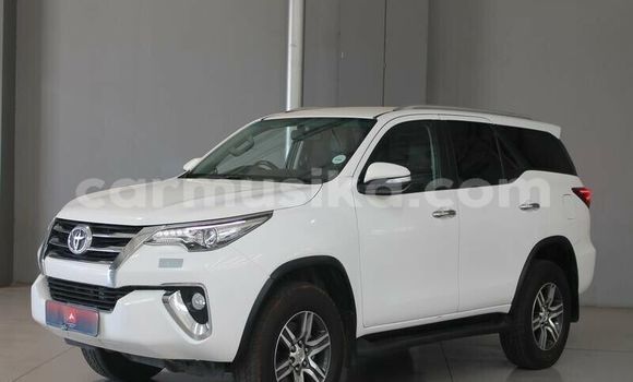 Buy Used Toyota Fortuner White Car in Avondale in Harare Buy Used Toyota Fortuner White Car in Avondale in Harare