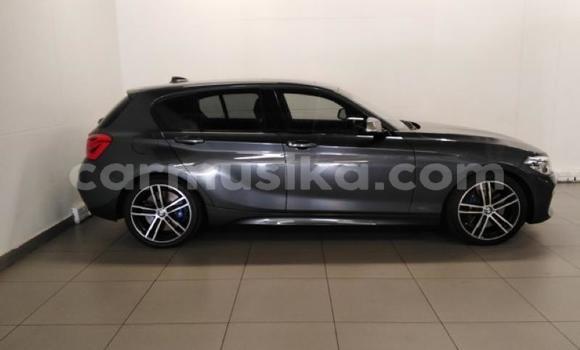 Nunua Ilio tumika BMW 3–Series Fedha Gari ndani ya Beitbridge nchini Matabeleland Kusini Nunua Ilio tumika BMW 3–Series Fedha Gari ndani ya Beitbridge nchini Matabeleland Kusini