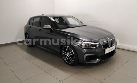 Nunua Ilio tumika BMW 3–Series Fedha Gari ndani ya Beitbridge nchini Matabeleland Kusini Nunua Ilio tumika BMW 3–Series Fedha Gari ndani ya Beitbridge nchini Matabeleland Kusini