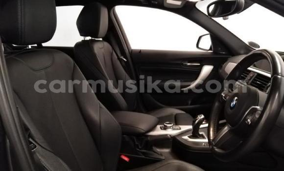 Nunua Ilio tumika BMW 3–Series Fedha Gari ndani ya Beitbridge nchini Matabeleland Kusini Nunua Ilio tumika BMW 3–Series Fedha Gari ndani ya Beitbridge nchini Matabeleland Kusini