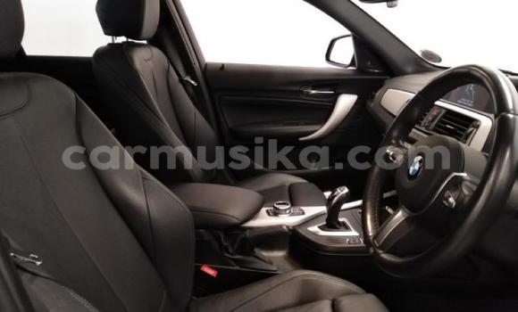 Nunua Ilio tumika BMW 3–Series Fedha Gari ndani ya Beitbridge nchini Matabeleland Kusini Nunua Ilio tumika BMW 3–Series Fedha Gari ndani ya Beitbridge nchini Matabeleland Kusini