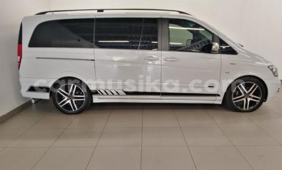 Acheter Occasion Voiture Mercedes‒Benz Vito Gris à Beitbridge, Matabeleland South Acheter Occasion Voiture Mercedes‒Benz Vito Gris à Beitbridge, Matabeleland South
