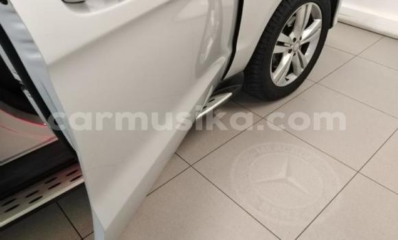 Acheter Occasion Voiture Mercedes‒Benz A-klasse Blanc à Beitbridge, Matabeleland South Acheter Occasion Voiture Mercedes‒Benz A-klasse Blanc à Beitbridge, Matabeleland South