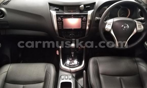 Acheter Occasion Voiture Nissan Navara Gris à Beitbridge, Matabeleland South Acheter Occasion Voiture Nissan Navara Gris à Beitbridge, Matabeleland South