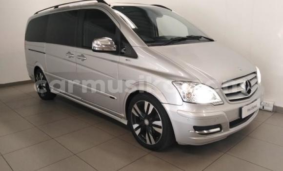 Buy Used Mercedes‒Benz Vito White Car in Beitbridge in Matabeleland South Buy Used Mercedes‒Benz Vito White Car in Beitbridge in Matabeleland South