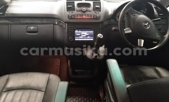 Buy Used Mercedes‒Benz Vito White Car in Beitbridge in Matabeleland South Buy Used Mercedes‒Benz Vito White Car in Beitbridge in Matabeleland South