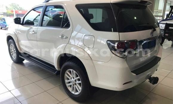 Buy Used Toyota Fortuner White Car in Avondale in Harare Buy Used Toyota Fortuner White Car in Avondale in Harare