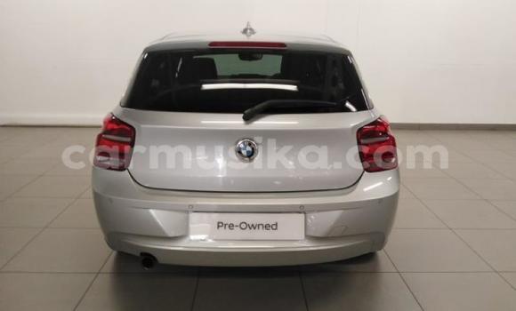 Acheter Occasion Voiture BMW 3–Series Gris à Beitbridge, Matabeleland South Acheter Occasion Voiture BMW 3–Series Gris à Beitbridge, Matabeleland South
