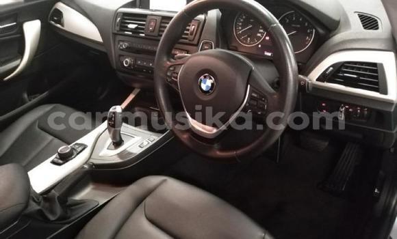 Acheter Occasion Voiture BMW 3–Series Gris à Beitbridge, Matabeleland South Acheter Occasion Voiture BMW 3–Series Gris à Beitbridge, Matabeleland South