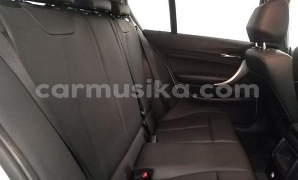 Acheter Occasion Voiture BMW 3–Series Gris à Beitbridge, Matabeleland South Acheter Occasion Voiture BMW 3–Series Gris à Beitbridge, Matabeleland South