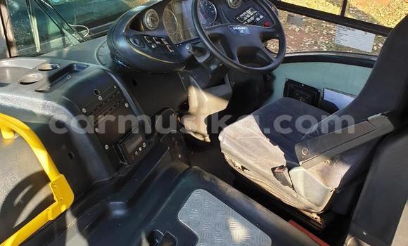 Acheter Occasion Utilitaire Hino 300 Series Blanc à Beitbridge, Matabeleland South Acheter Occasion Utilitaire Hino 300 Series Blanc à Beitbridge, Matabeleland South