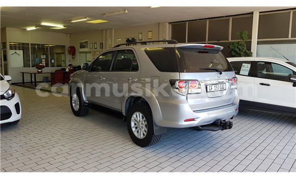Buy Used Toyota Fortuner Silver Car in Avondale in Harare Buy Used Toyota Fortuner Silver Car in Avondale in Harare