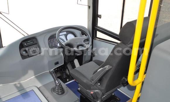 Acheter Occasion Utilitaire Man Silent Blanc à Beitbridge, Matabeleland South Acheter Occasion Utilitaire Man Silent Blanc à Beitbridge, Matabeleland South