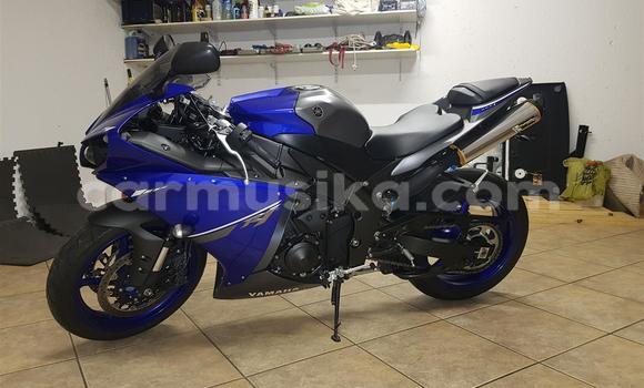 Acheter Occasion Moto Yamaha YZF Bleu à Beitbridge, Matabeleland South Acheter Occasion Moto Yamaha YZF Bleu à Beitbridge, Matabeleland South