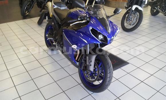 Acheter Occasion Moto Yamaha YZF Bleu à Beitbridge, Matabeleland South Acheter Occasion Moto Yamaha YZF Bleu à Beitbridge, Matabeleland South