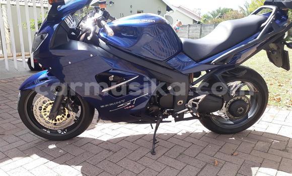 Acheter Occasion Moto Triumph Sprint Bleu à Beitbridge, Matabeleland South Acheter Occasion Moto Triumph Sprint Bleu à Beitbridge, Matabeleland South