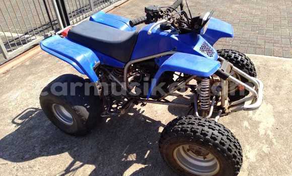 Acheter Occasion Moto Yamaha YZF Bleu à Beitbridge, Matabeleland South Acheter Occasion Moto Yamaha YZF Bleu à Beitbridge, Matabeleland South