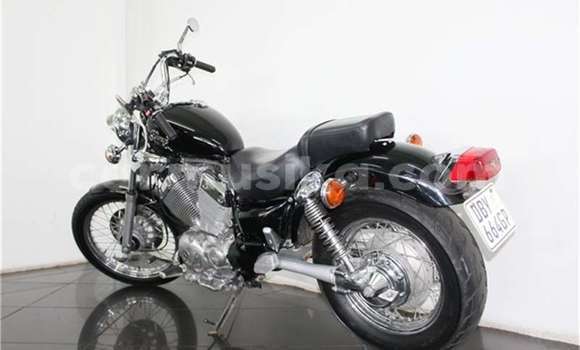 Acheter Occasion Moto Yamaha V Star Gris à Beitbridge, Matabeleland South Acheter Occasion Moto Yamaha V Star Gris à Beitbridge, Matabeleland South