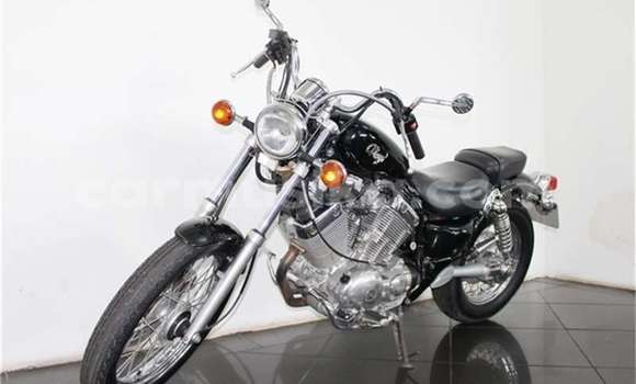 Acheter Occasion Moto Yamaha V Star Gris à Beitbridge, Matabeleland South Acheter Occasion Moto Yamaha V Star Gris à Beitbridge, Matabeleland South