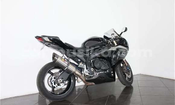 Acheter Occasion Moto Suzuki GSX–R Gris à Beitbridge, Matabeleland South Acheter Occasion Moto Suzuki GSX–R Gris à Beitbridge, Matabeleland South
