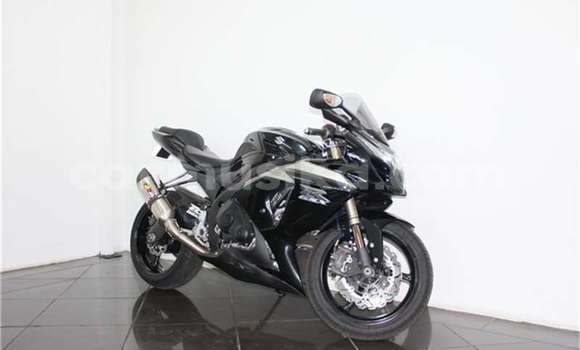 Acheter Occasion Moto Suzuki GSX–R Gris à Beitbridge, Matabeleland South Acheter Occasion Moto Suzuki GSX–R Gris à Beitbridge, Matabeleland South