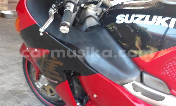 Acheter Occasion Moto Suzuki HAYABUSA Vert à Beitbridge, Matabeleland South Acheter Occasion Moto Suzuki HAYABUSA Vert à Beitbridge, Matabeleland South