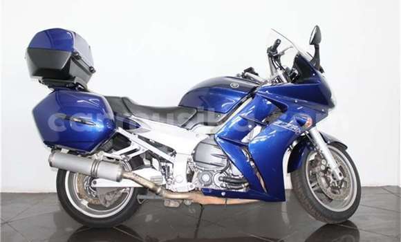 Acheter Occasion Moto Yamaha FJR 1300 Gris à Beitbridge, Matabeleland South Acheter Occasion Moto Yamaha FJR 1300 Gris à Beitbridge, Matabeleland South