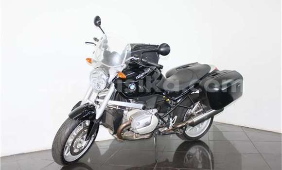 Acheter Occasion Moto BMW R 1200 Gris à Beitbridge, Matabeleland South Acheter Occasion Moto BMW R 1200 Gris à Beitbridge, Matabeleland South