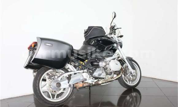 Acheter Occasion Moto BMW R 1200 Gris à Beitbridge, Matabeleland South Acheter Occasion Moto BMW R 1200 Gris à Beitbridge, Matabeleland South