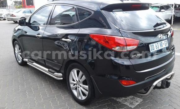 Buy Used Hyundai ix35 Black Car in Beitbridge in Matabeleland South Buy Used Hyundai ix35 Black Car in Beitbridge in Matabeleland South