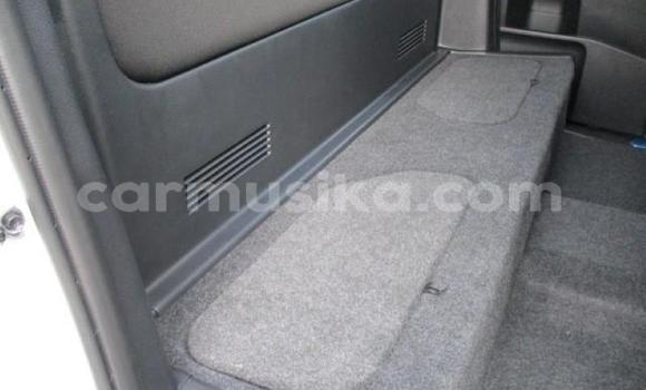 Buy Used Toyota Hilux White Car in Beitbridge in Matabeleland South Buy Used Toyota Hilux White Car in Beitbridge in Matabeleland South