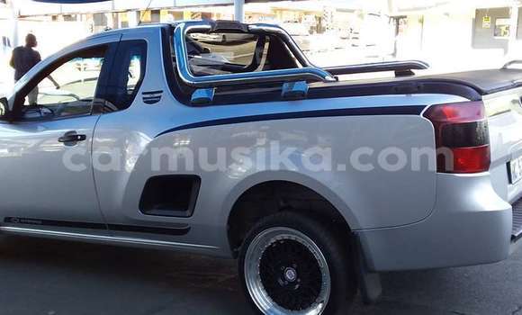 Buy Used Chevrolet Van Silver Car in Beitbridge in Matabeleland South Buy Used Chevrolet Van Silver Car in Beitbridge in Matabeleland South