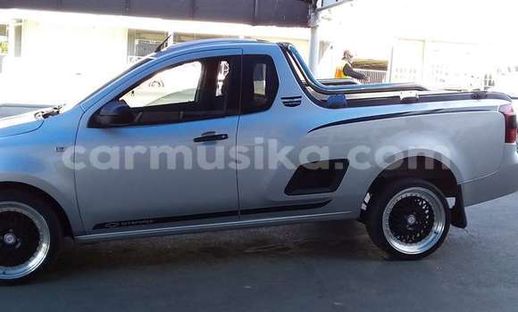 Buy Used Chevrolet Van Silver Car in Beitbridge in Matabeleland South Buy Used Chevrolet Van Silver Car in Beitbridge in Matabeleland South