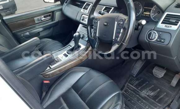 Acheter Occasion Voiture Land Rover Range Rover Blanc à Beitbridge, Matabeleland South Acheter Occasion Voiture Land Rover Range Rover Blanc à Beitbridge, Matabeleland South