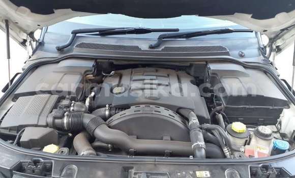 Acheter Occasion Voiture Land Rover Range Rover Blanc à Beitbridge, Matabeleland South Acheter Occasion Voiture Land Rover Range Rover Blanc à Beitbridge, Matabeleland South