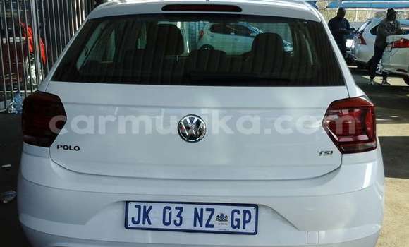 Buy Used Volkswagen Polo White Car in Beitbridge in Matabeleland South Buy Used Volkswagen Polo White Car in Beitbridge in Matabeleland South