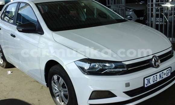 Buy Used Volkswagen Polo White Car in Beitbridge in Matabeleland South Buy Used Volkswagen Polo White Car in Beitbridge in Matabeleland South