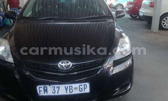 Nunua Ilio tumika Toyota Yaris Nyeusi Gari ndani ya Beitbridge nchini Matabeleland Kusini Nunua Ilio tumika Toyota Yaris Nyeusi Gari ndani ya Beitbridge nchini Matabeleland Kusini