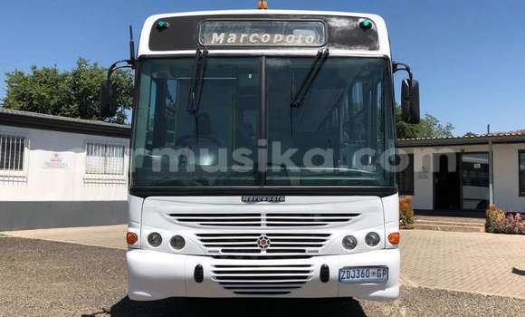 Acheter Occasion Voiture Mercedes‒Benz 300–Series Blanc à Beitbridge, Matabeleland South Acheter Occasion Voiture Mercedes‒Benz 300–Series Blanc à Beitbridge, Matabeleland South