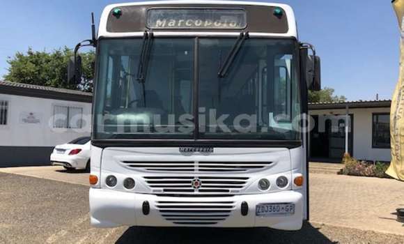 Nunua Ilio tumika Mercedes‒Benz M-klasse Nyingine Gari ndani ya Beitbridge nchini Matabeleland Kusini Nunua Ilio tumika Mercedes‒Benz M-klasse Nyingine Gari ndani ya Beitbridge nchini Matabeleland Kusini